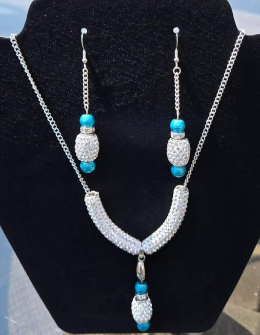 Sparkling Rhinestone Necklace with Earrings Set